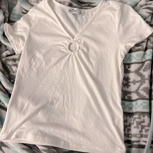 I don’t like the way it fits on me no stains Hollister size small